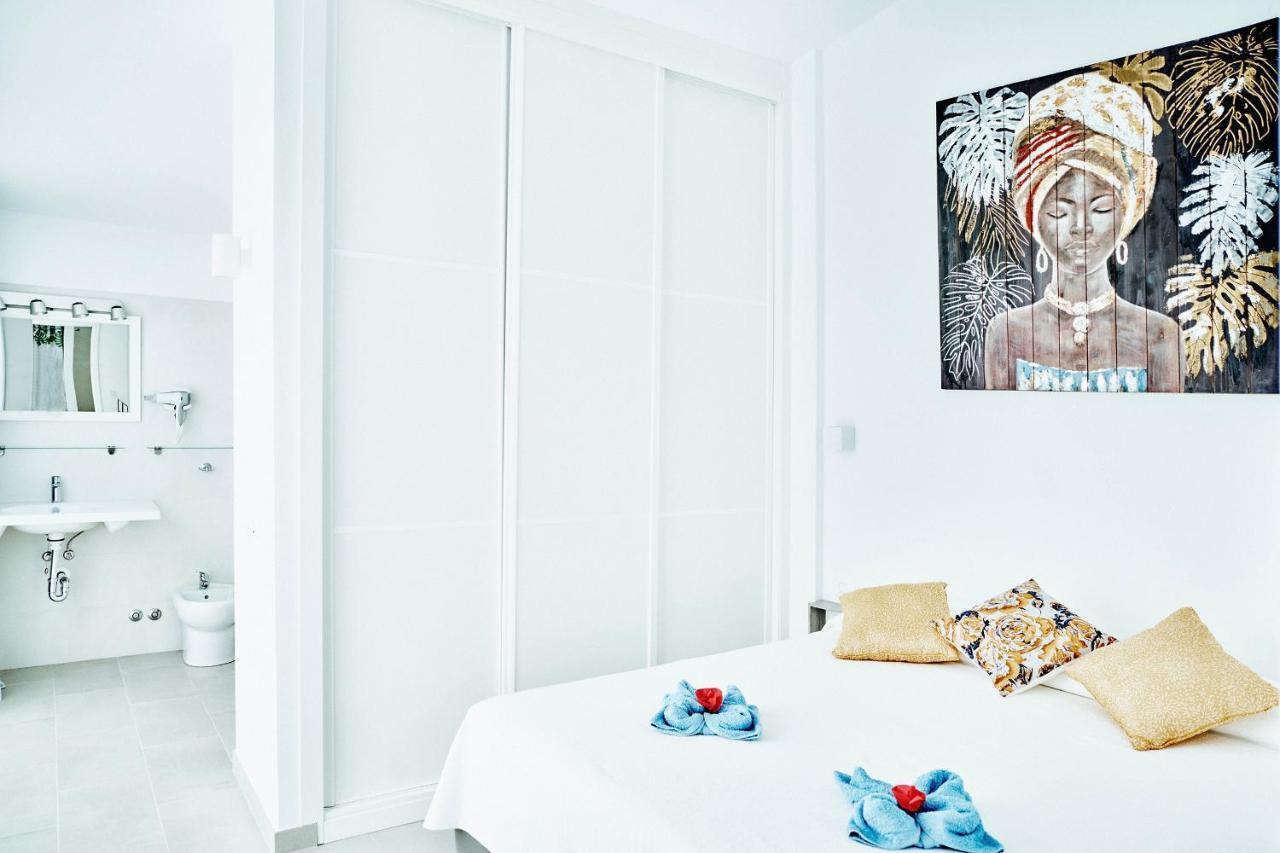Vila Carla - 3Bdr + 3Bath In Amarilla Golf ซานมิเกลเดียโบนา ภายนอก รูปภาพ